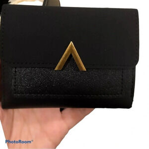Fashion  Vegan Leather V logo small wallet New